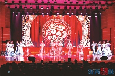 2023年厦门市重阳节老年人优秀节目展演活动昨日举行