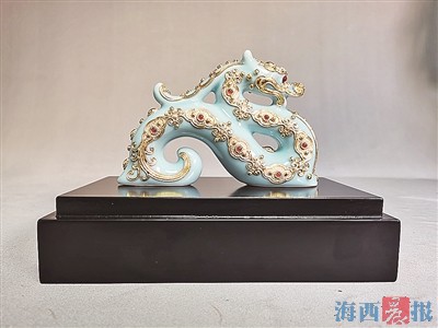 春节将至手艺人巧手“造龙” 作品受到市场欢迎